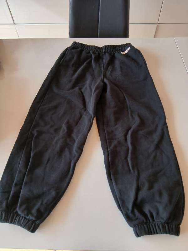 Marni buxur