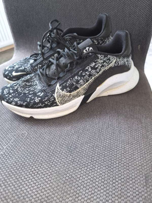 Nike skór