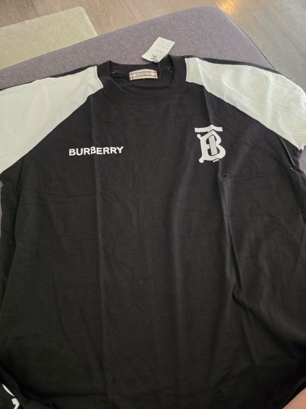 Burberry bolur