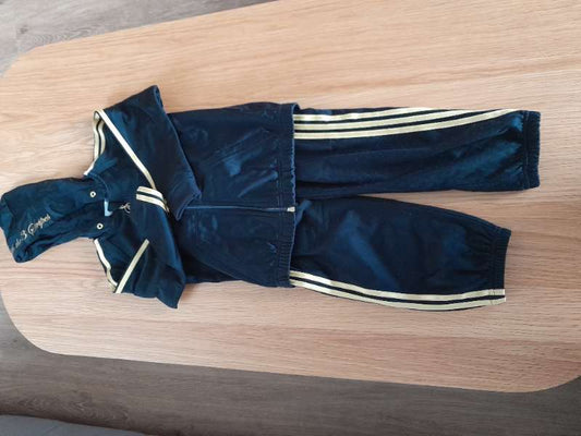 Adidasgalli svartur