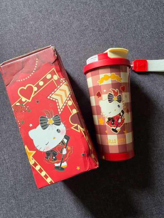 Ónotað Hello kitty brúsa