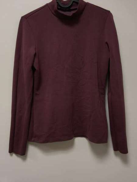 burgundy turtleneck