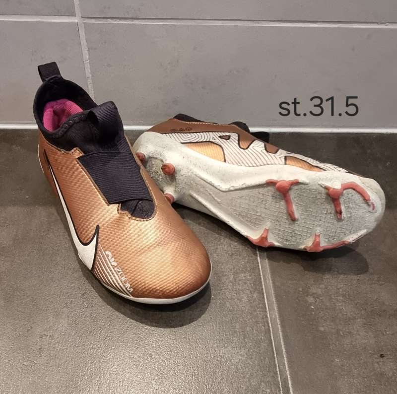 Takkaskór Nike