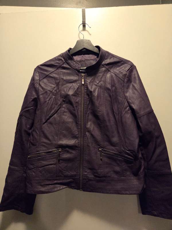 Fjólublár Gallajakki