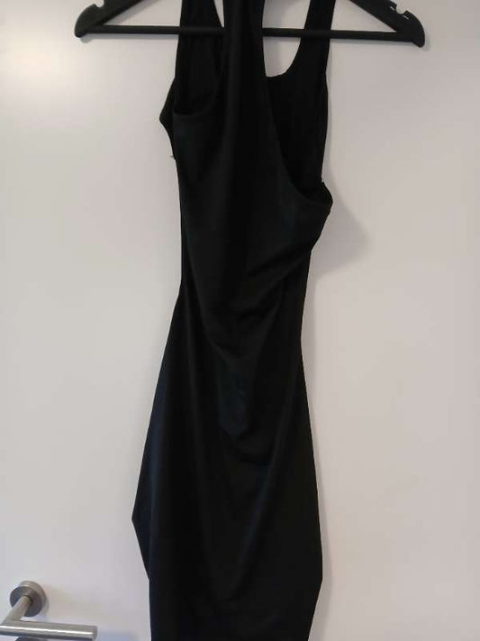 Svartur kjóll stuttur