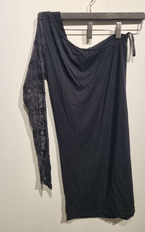 síður bolur ein ermi