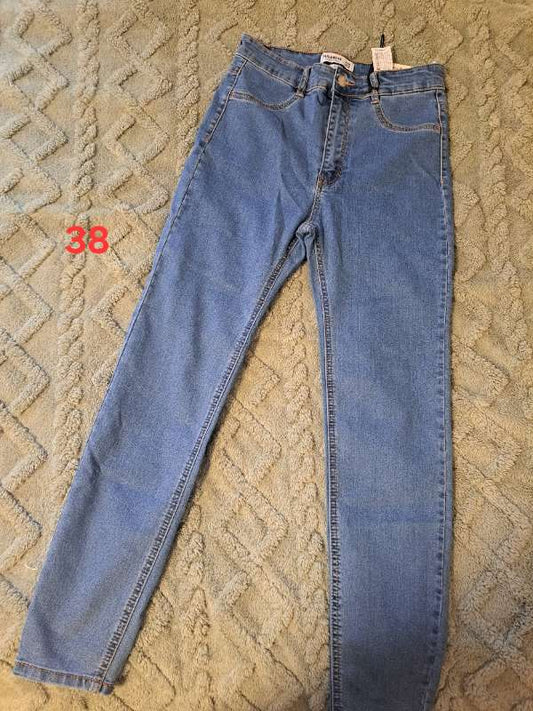 Jeans trousers 38
