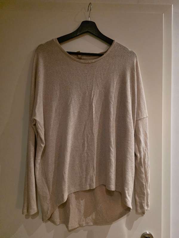 Ljós síðermabolur