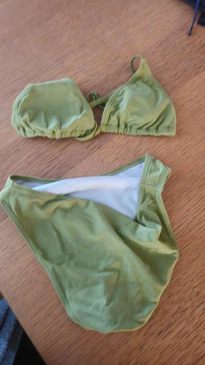 Græn bikiní
