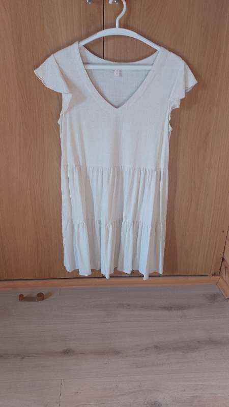 Hör kjóll drappaður