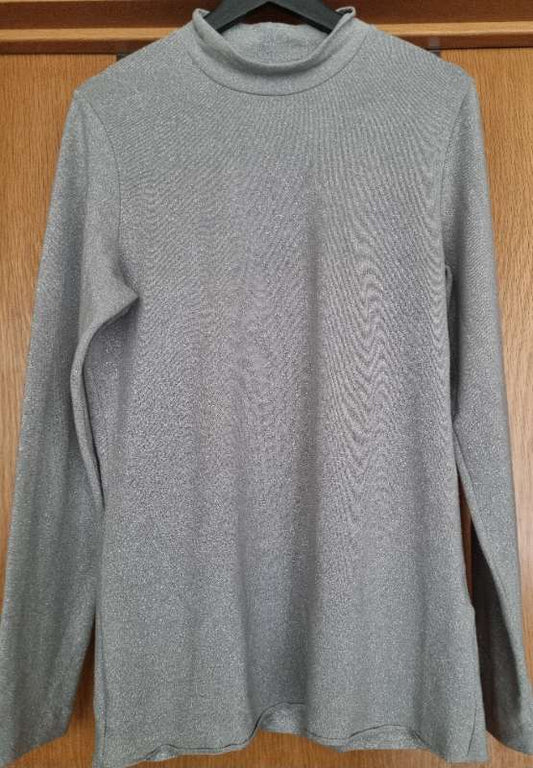 Glimmer bolur in wear
