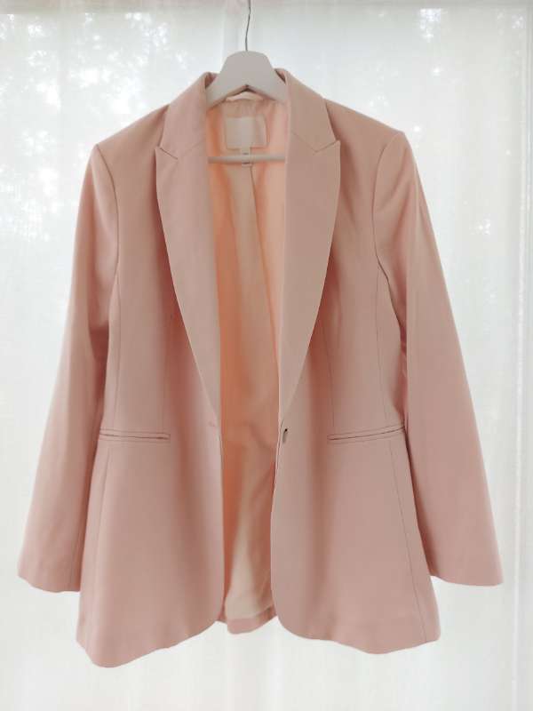 H&M bleikur blazer jakki