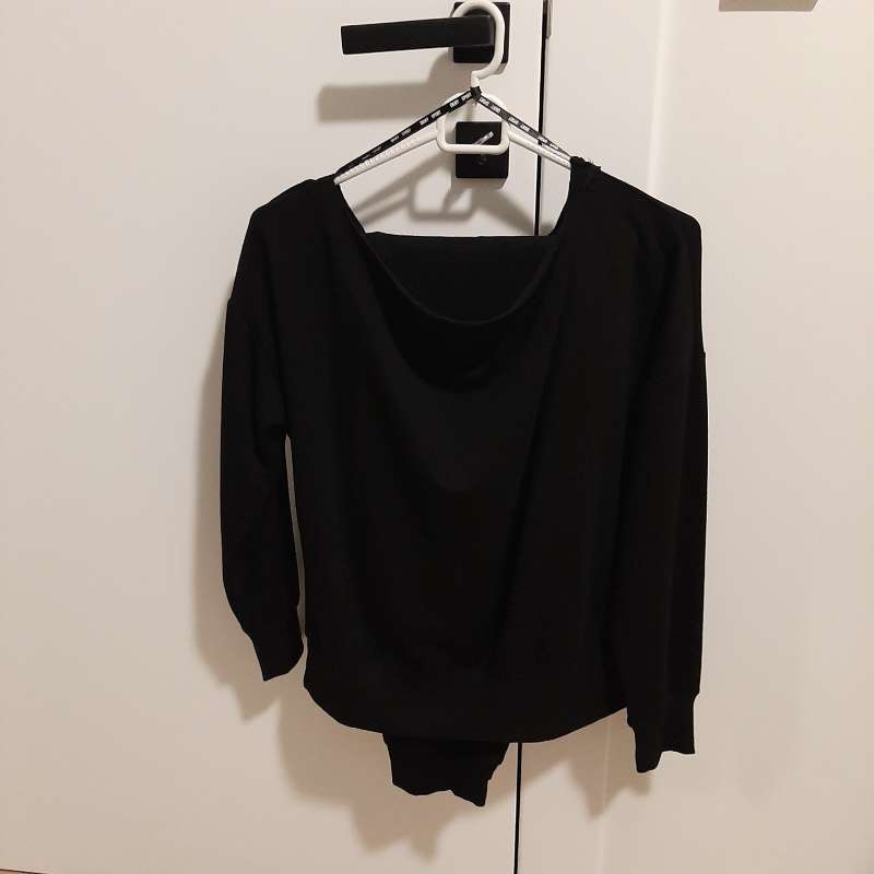 DK OFF SHOULDER PEYSA