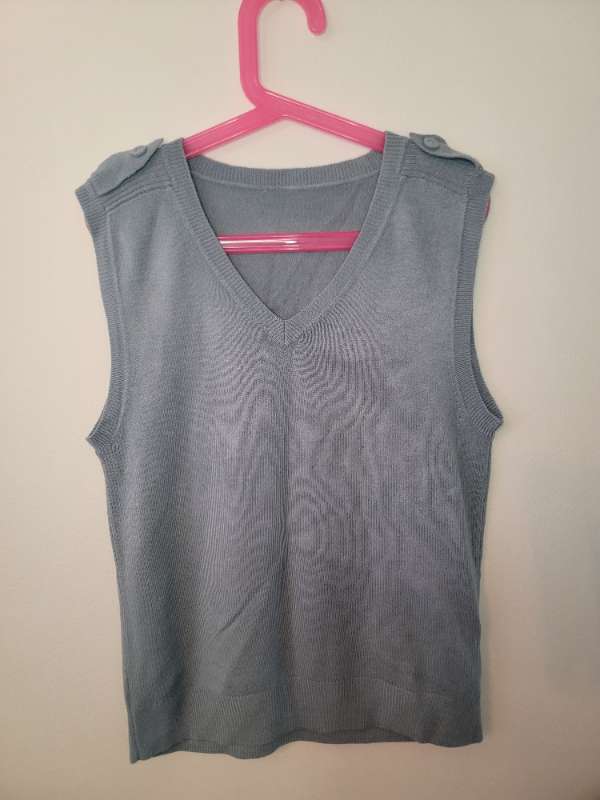 Knitted vest