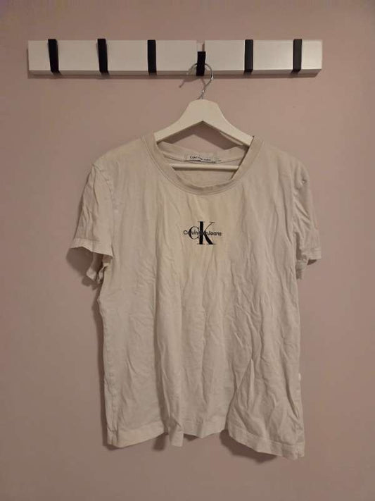 Calvin Klein bolur
