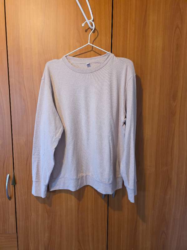 Bleik Uniqlo peysa