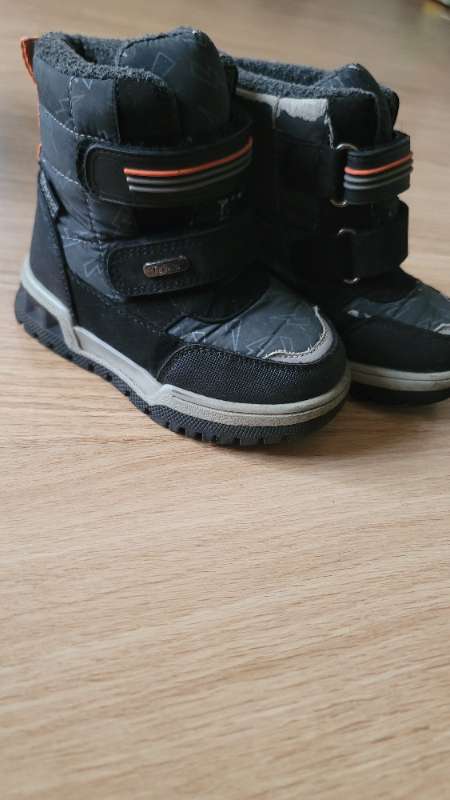 Winter black boots
