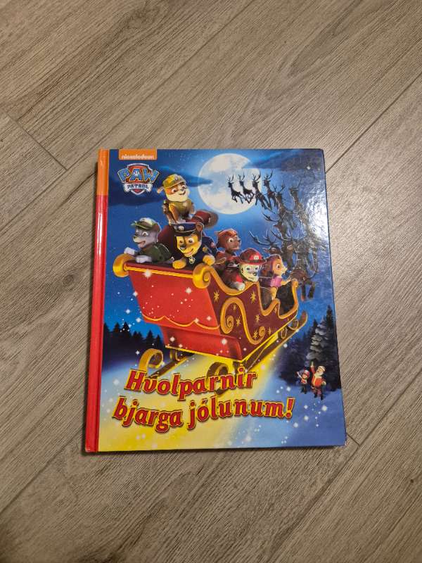 Hvolparnir bjarga jólunum