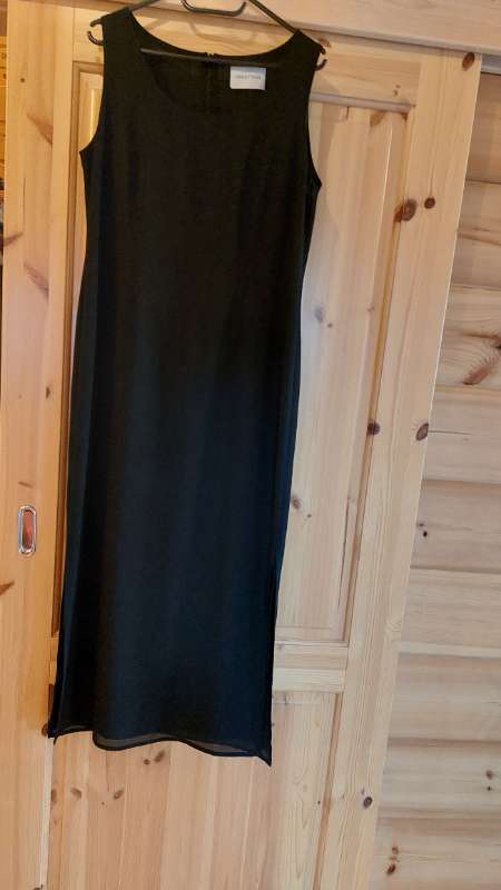 Svartur síðkjóll