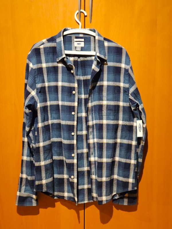 blá flannel skyrta