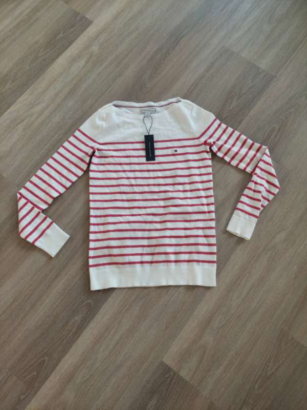 Peysa frá Tommy Hilfiger