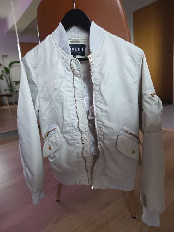 Bomber jacket