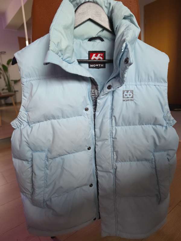 Vest North 66