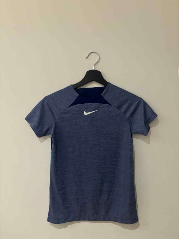 Nike bolur