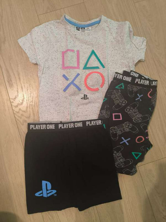 Náttföt, Playstation