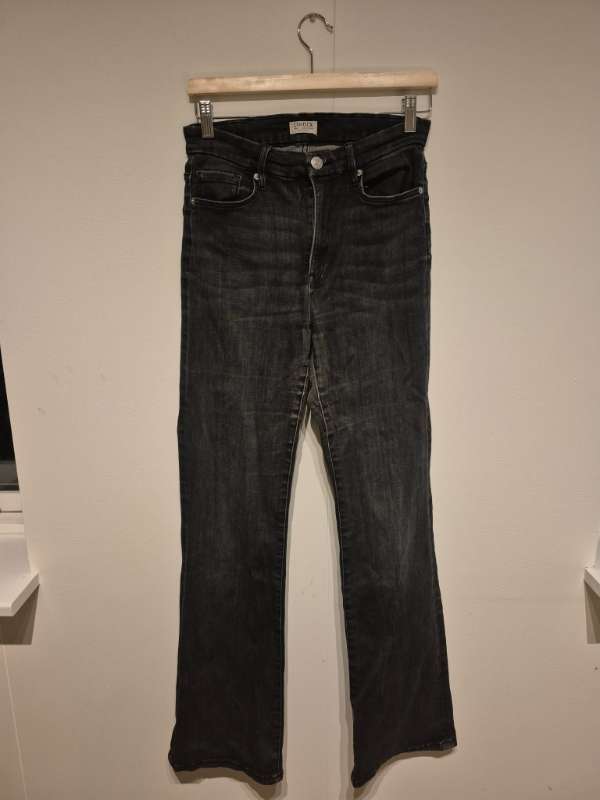 Buxur útvíðar svartar - Lindex - E