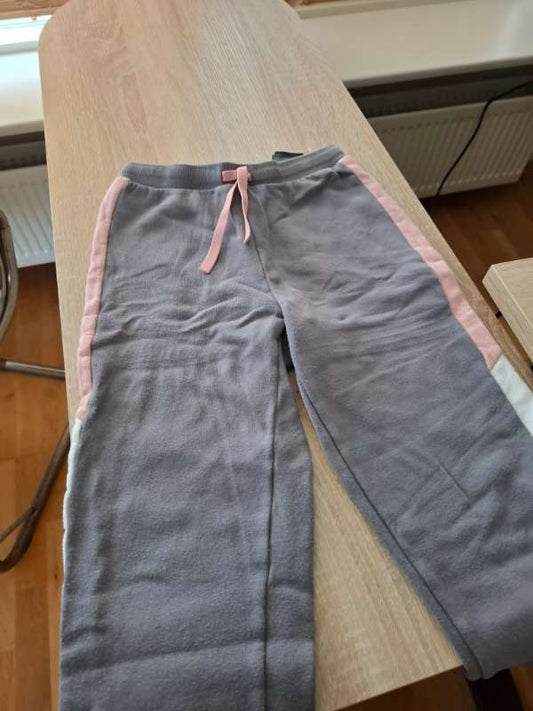 Gráar joggingbuxur