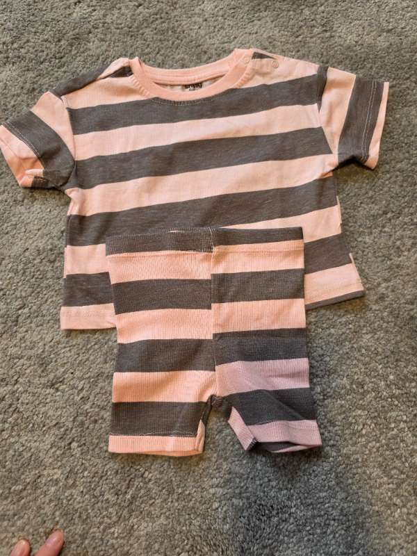 Stripes set