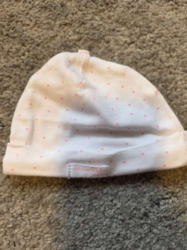 Hat dots