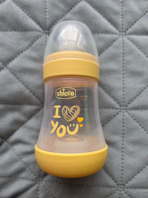 Chicco yellow