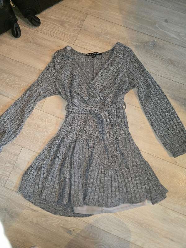 Júnik grey dress