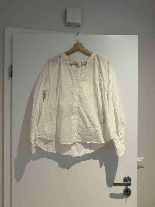 Hvít HM skyrta - AMG