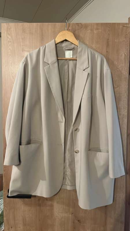 HM ljós blazer