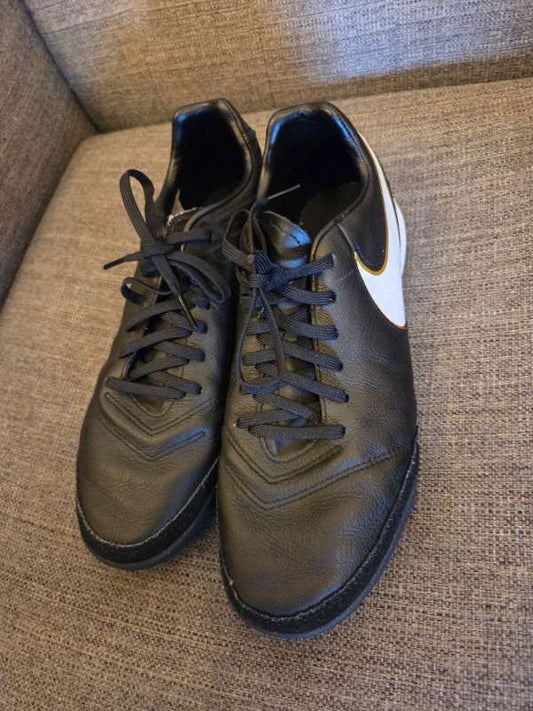 Nike TiempoX Leather Turf Football Boots – 41