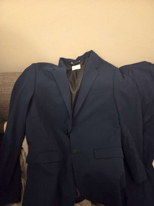 Zara 50 blue blazer