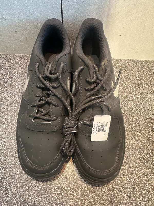 Nike air gráir