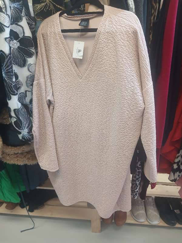Valcano kjóll  beige oz/xl