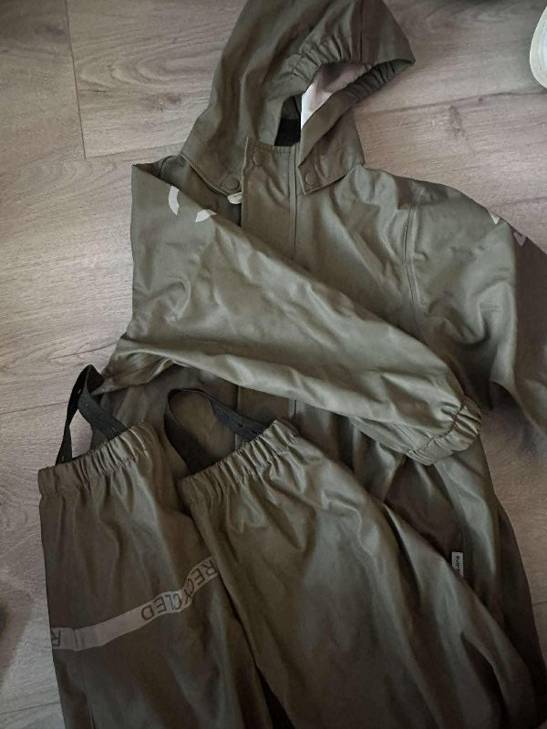 Mike-line pollagalli