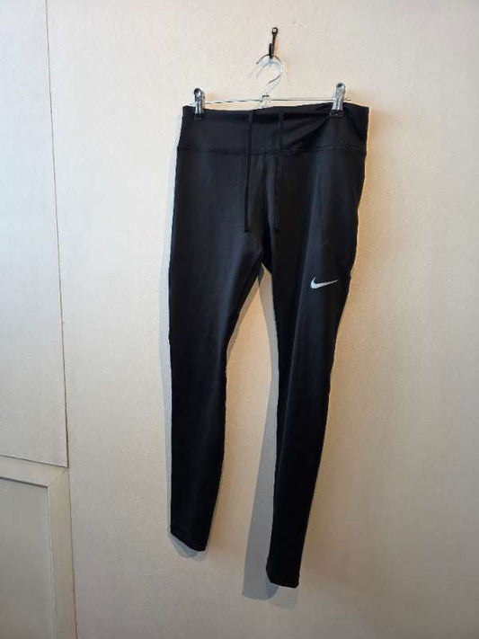 Nike buxur