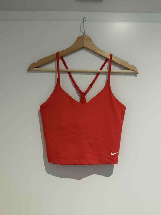 bleikur niketoppur - AMG