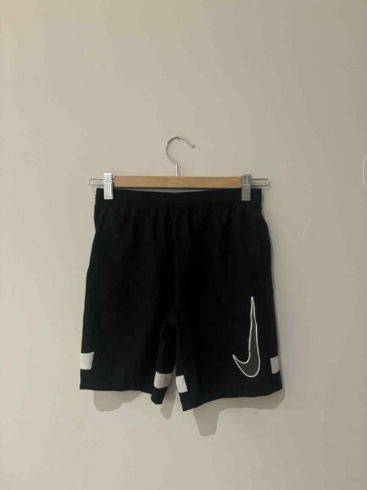 Nike stuttbuxur