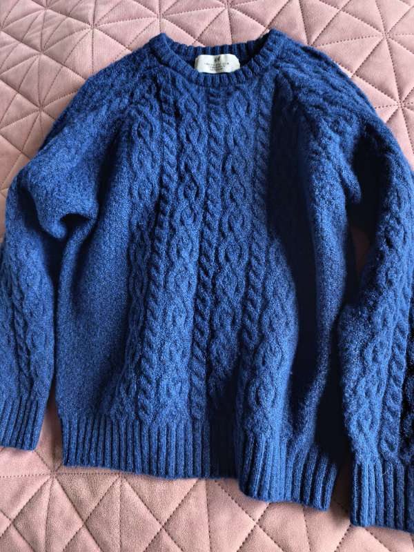 H&M sweater