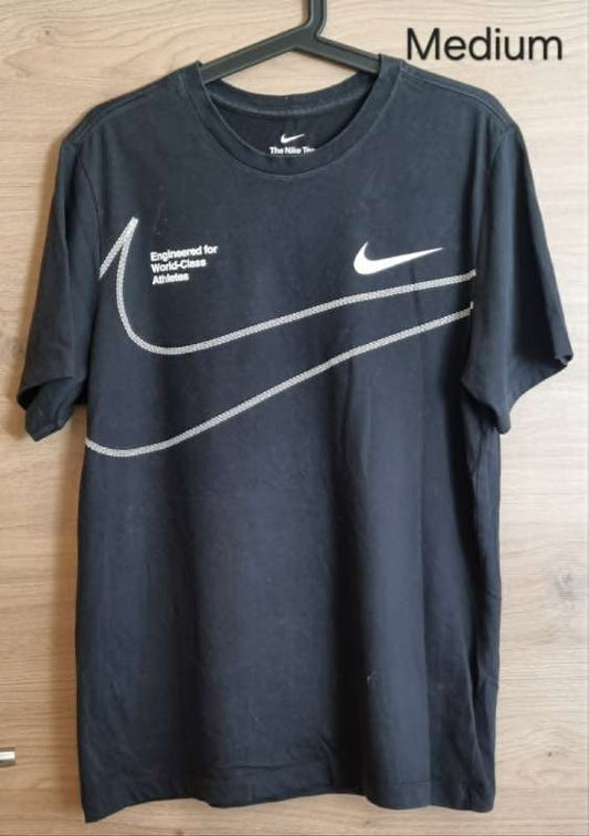 stuttermabolur svartur NIKE