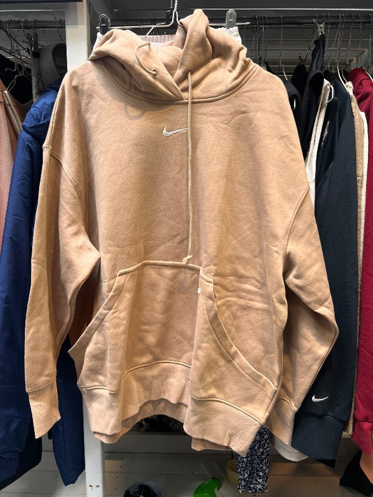 Hettupeysa dröppuð nike