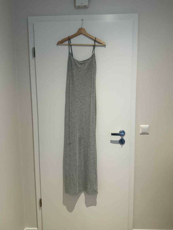 Gina Tricot síðkjóll - AMG