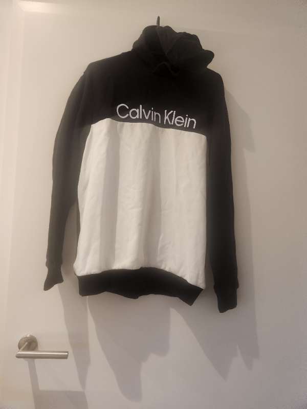 Calvin klein peysa